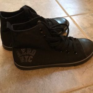 NWOT Aeropostale Black High-Top Canvas Sneakers